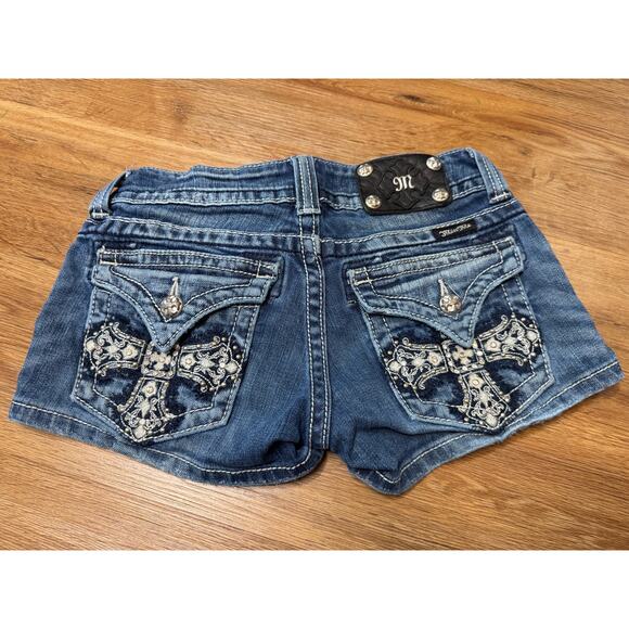 Miss Me JP5046H10 Bling Embroidered Cross Jean Shorts Mini Jewels SZ 25 EB - Picture 1 of 5